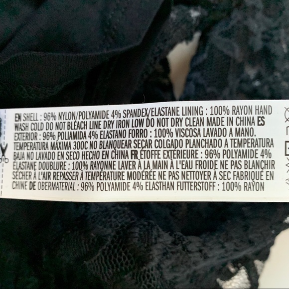 π Forever 21 Black Lace 3/4 Sleeve Top size S NWT - Picture 7 of 8